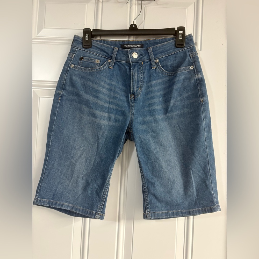 Calvin Klein Women’s Jean Shorts✨